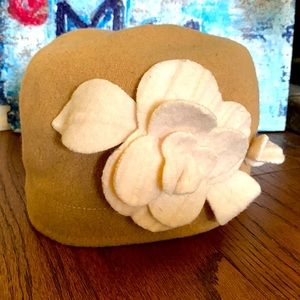 Parkhurst 💯 Wool Camel Brown Hat Beanie Pillbox Cream Raised Floral Neutral 🇨🇦